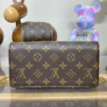 Louis Vuitton Wallet On Chain Lily M82509 Brown